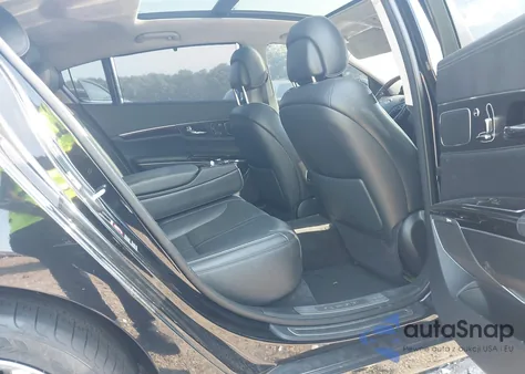 2015 Kia K900 Luxury z USA, uszkodzony, nr VIN KNALW4D48F6017549